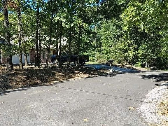 3rd image of 1 Fordham Ln
