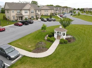 2006 Shady Oak Dr, Mount Joy, PA 17552