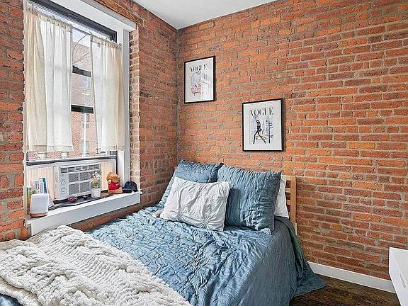 3rd image of 332 E 19th St #9