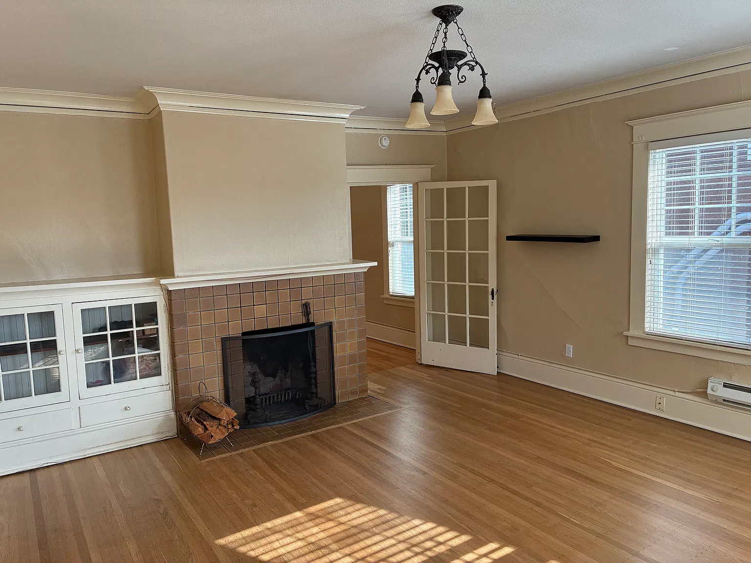1808 E John St — Photo 2
