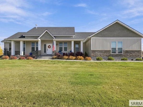 70 Autumn Winds Ln, Rexburg, ID 83440