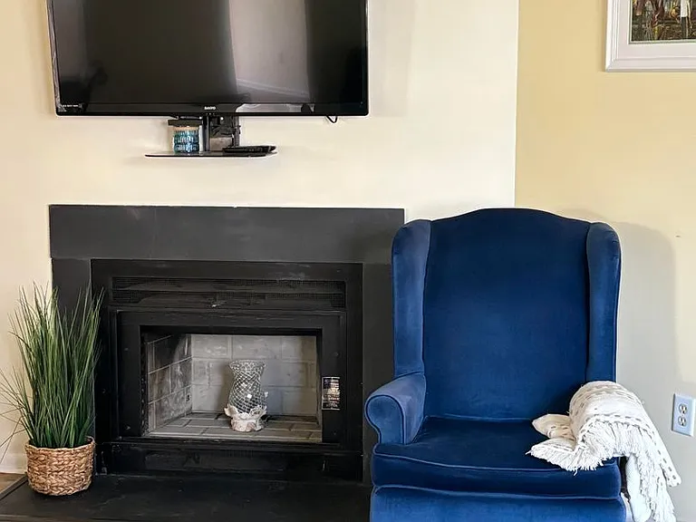 37285 Martin St #28 — Photo 7