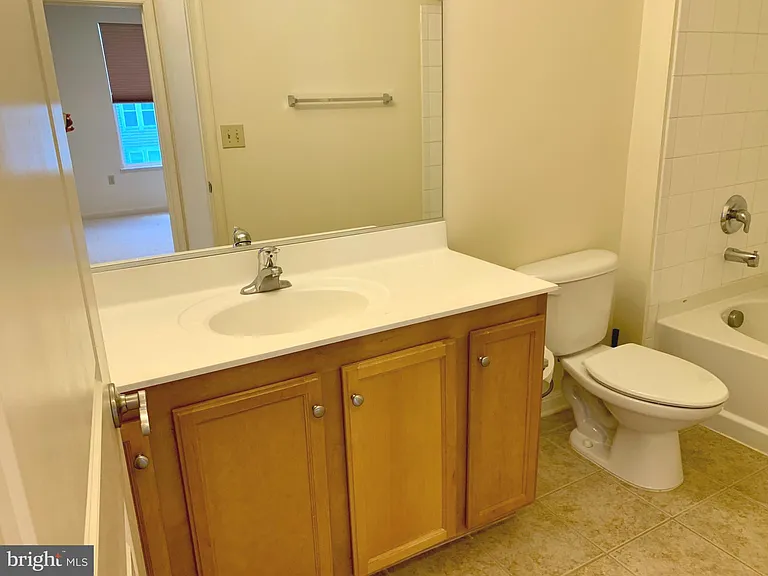 2655 Prosperity Ave #318 — Photo 24