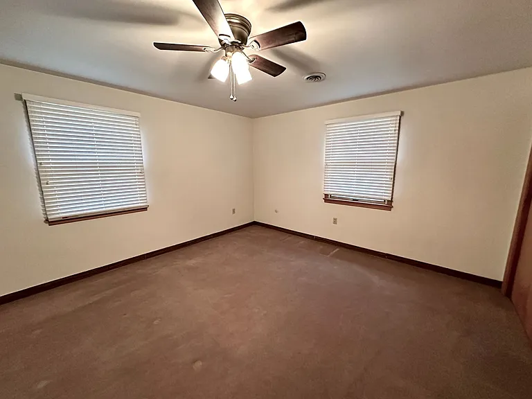 9215 Olde Scotland Rd — Photo 10