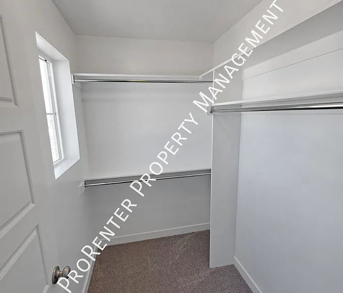 1509 W 450 S — Photo 29