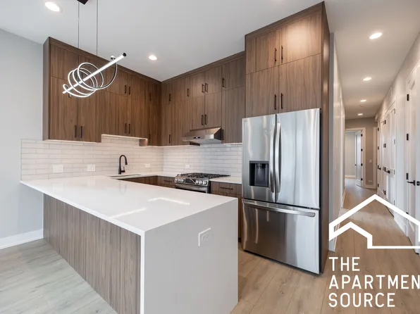 3738 S Calumet Ave, Chicago, IL