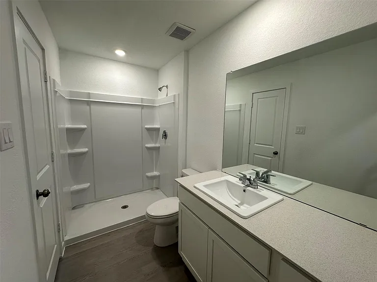 15131 Willowater Dr — Photo 16