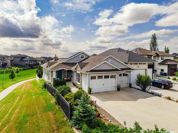 107 Mahabir CRESCENT, Saskatoon, SK S7S 1L9