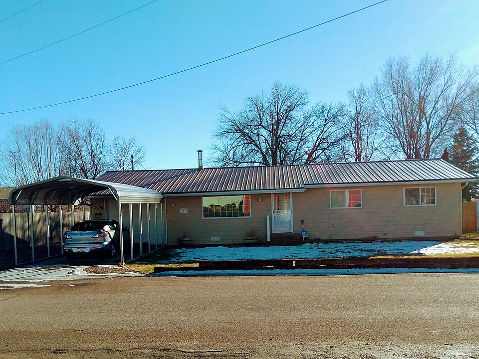 Exterior of ranch-style home