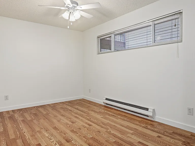 2511 Howard Ave #21 — Photo 25