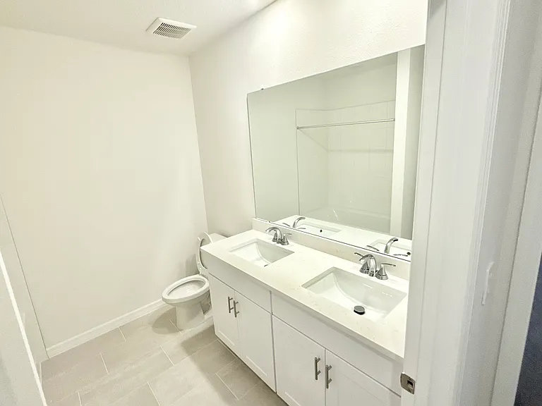 1772 Forest Run Ln — Photo 7