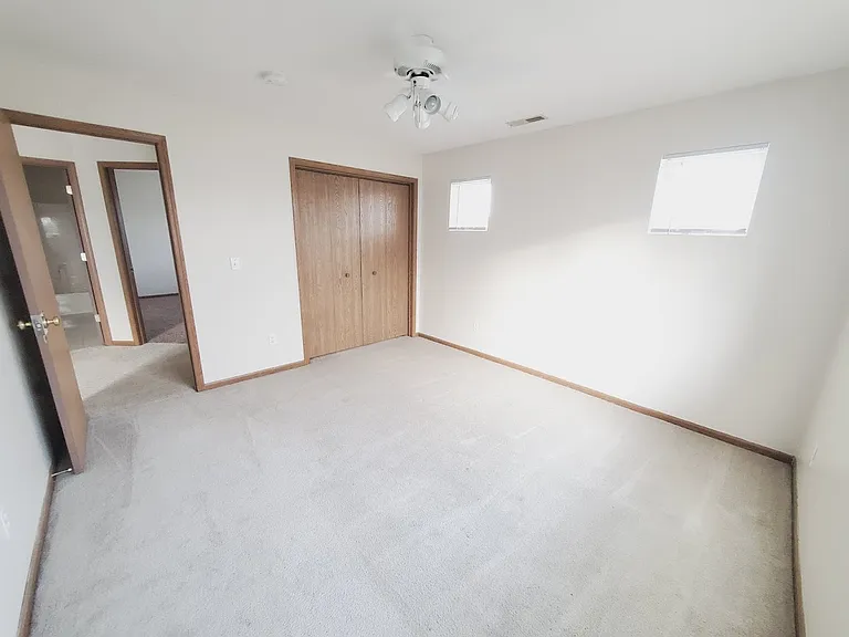 1230 Murray St NE #10 — Photo 9