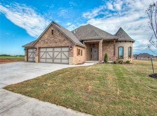 13517 NW 2nd St, Yukon, OK 73099