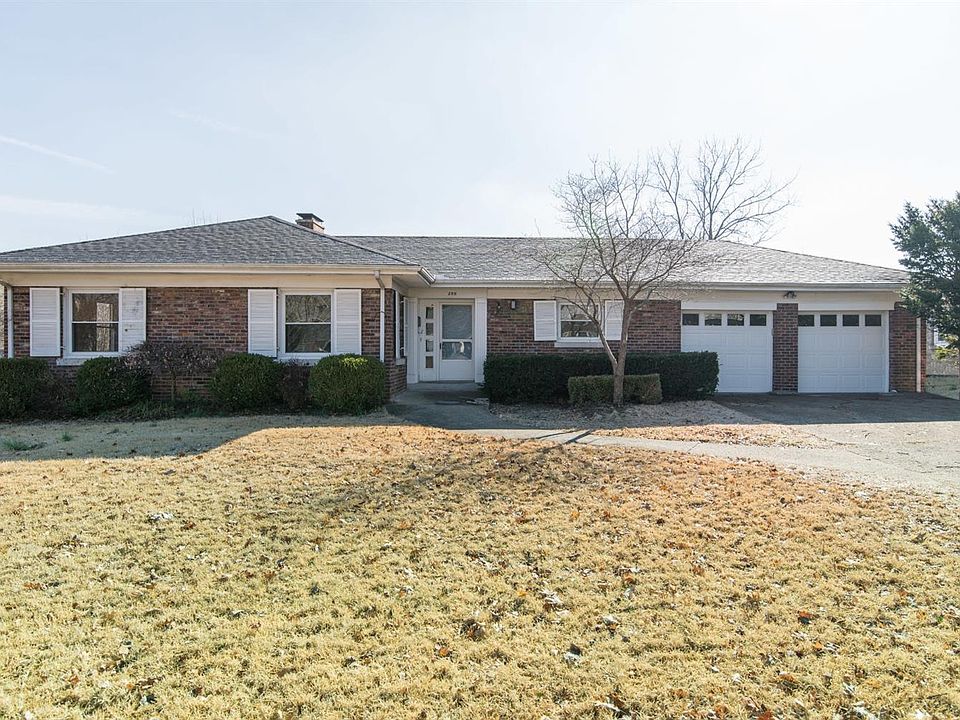 1st image of 260 Boiling Springs Dr