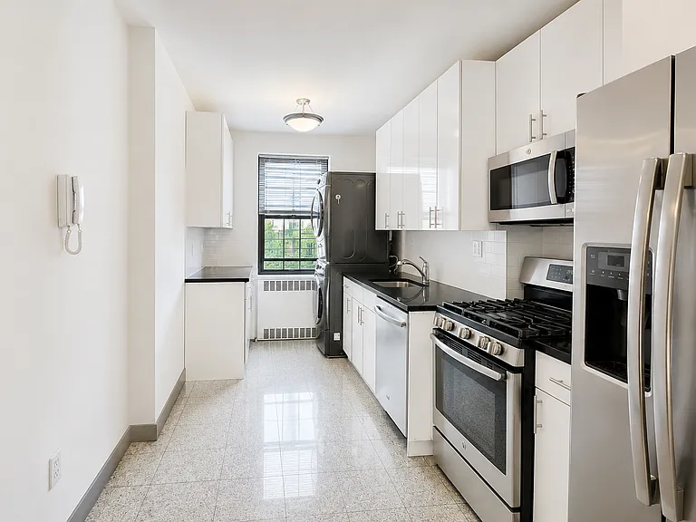 700 Fort Washington Ave #5B — Photo 8