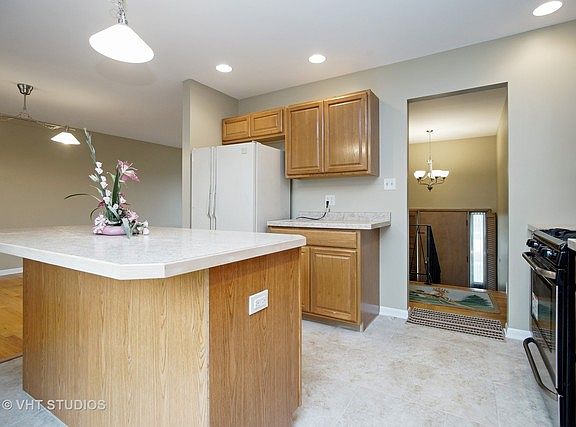 5th image of 207 Welter Dr
