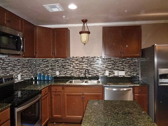 3rd image of 10001 Pantherway APT 404