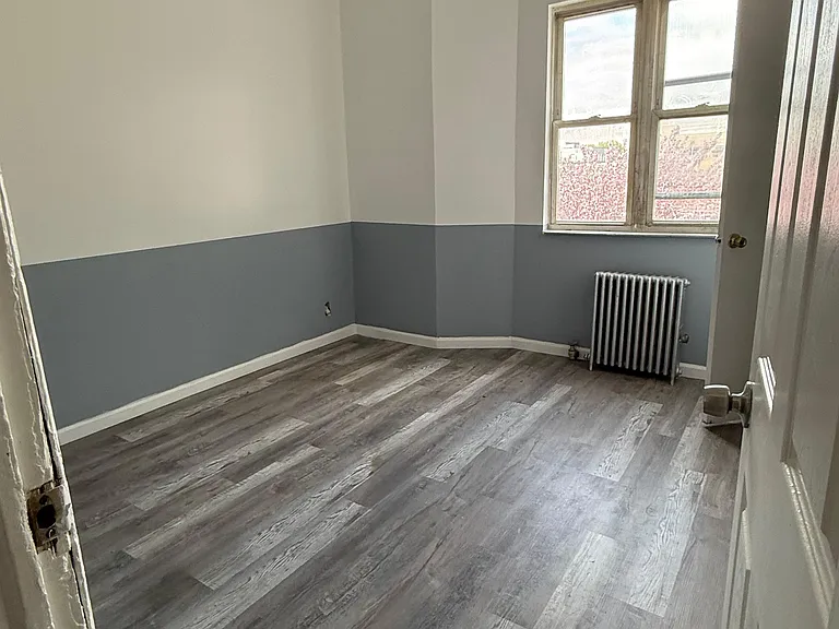 138 Mount Vernon Ave — Photo 3