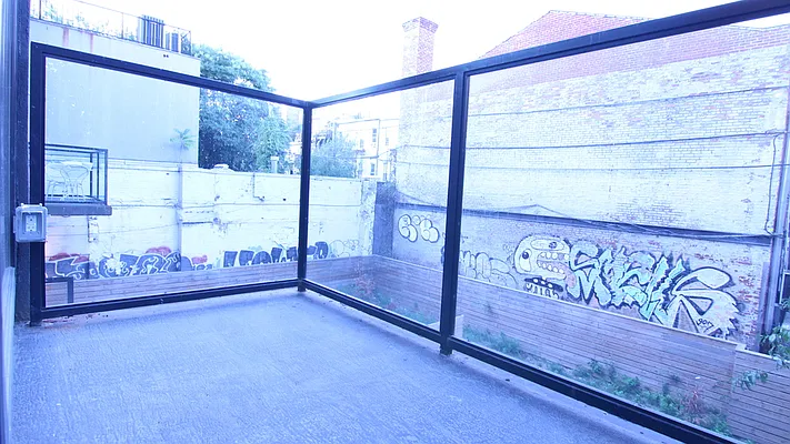 Rented by Nooklyn NYC LLC | media 34