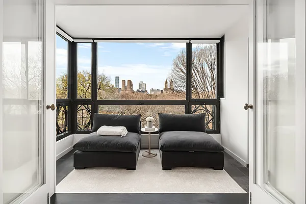 Sold by Compass | media 1