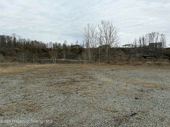 2nd image of 448 Griffin Pond Rd