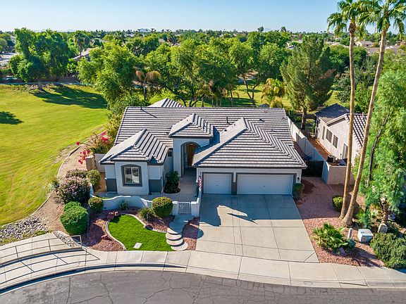 5th image of 605 W GOLDFINCH Way