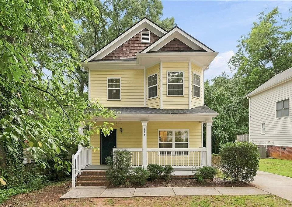 295 Sterling St SE