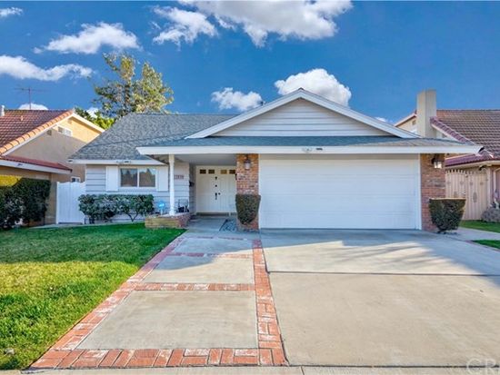 13454 Moore St Cerritos Ca 90703 Zillow