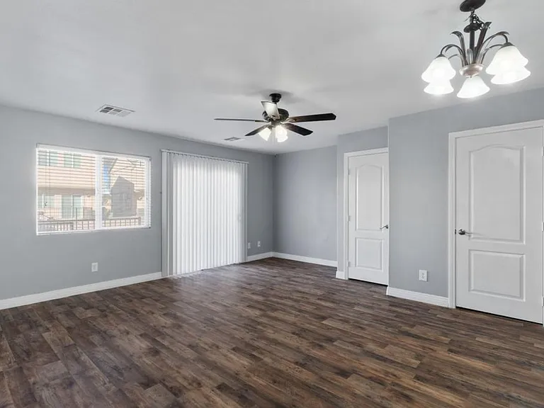 Large Renovated 3-Bed/2.5-Bath Townhomes at a Great Price with Covered Parking Included — Photo 25