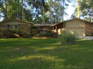 2135 Lakeshore Dr, Valdosta, GA 31602
