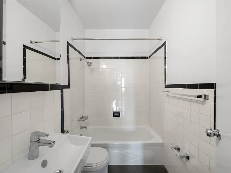 308 W 82nd St #9B — Photo 6