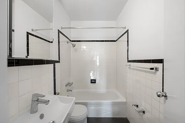 Rented by Canvas Property Group | media 6