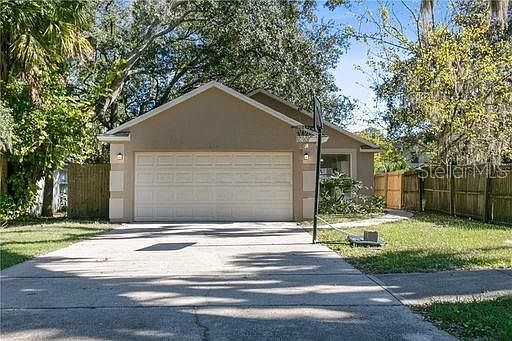 1st image of 613 Cypress Ave