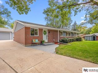 1834 Mindoro Dr, Lincoln, NE 68506