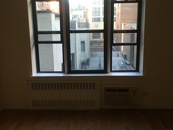 4th image of 35 W 64th St APT 7C