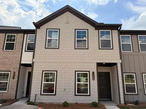 5504 Warwick Pass Way, Douglasville, GA 30135