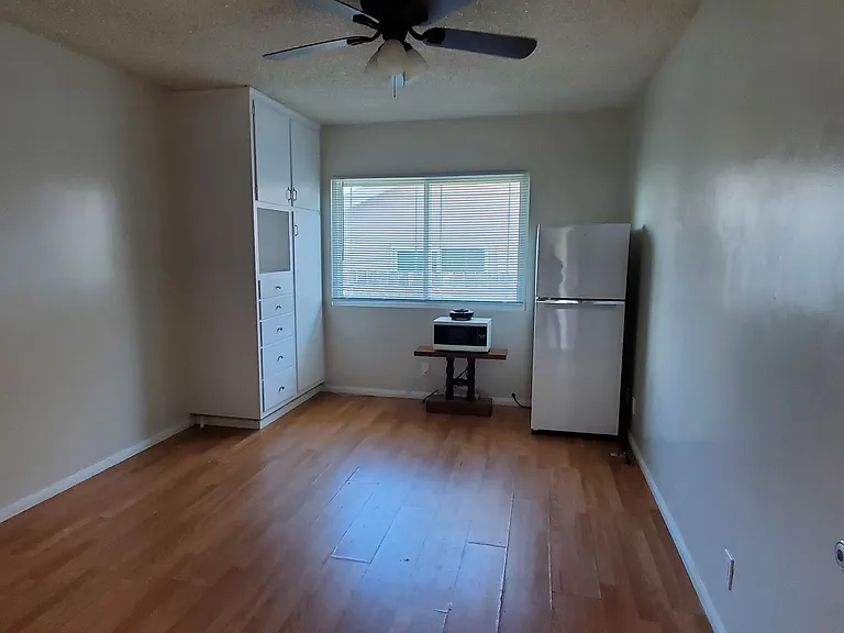 520 S Flower St #101 — Photo 4