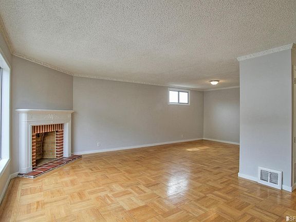 3rd image of 1207 Palou Ave