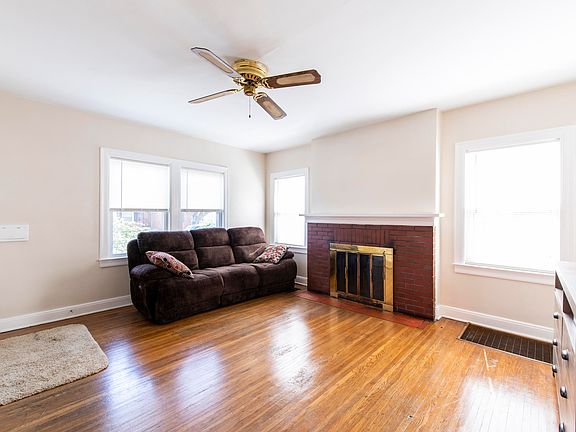 4th image of 2330 Mount Claire Ave