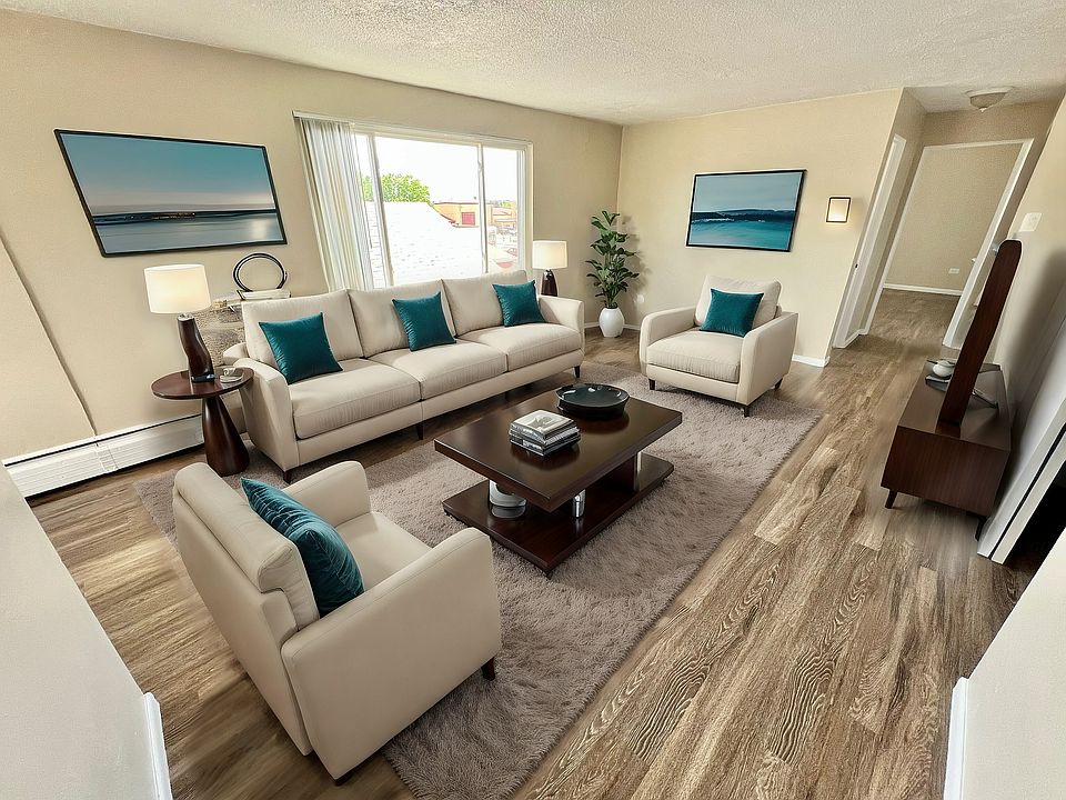 3A9F3829-D899-4A75-8C0A-E06B5F0B3959 - Living Room - Standard - 2