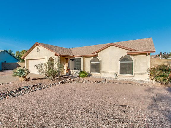 3rd image of 1236 N Revolta Cir