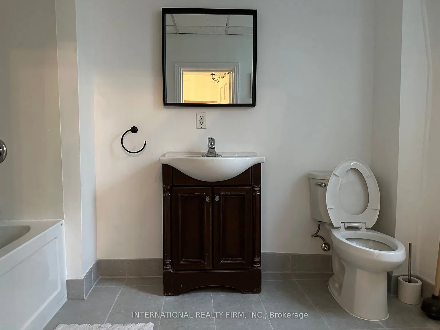Studio, $1,680 — Photo 4