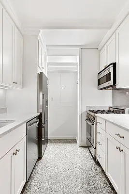 Rented by Compass | media 6