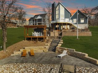 606 Lake Viking Ter, Gallatin, MO 64640