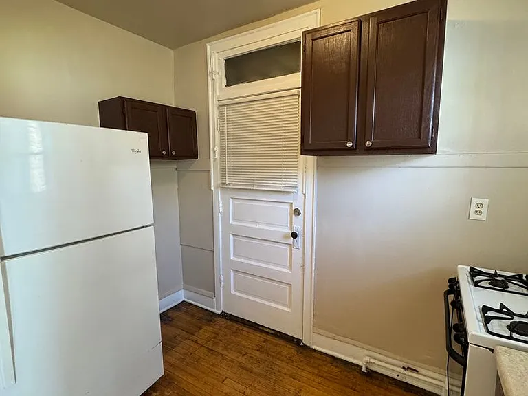 1054 56 S Mason 5934 #44 — Photo 13