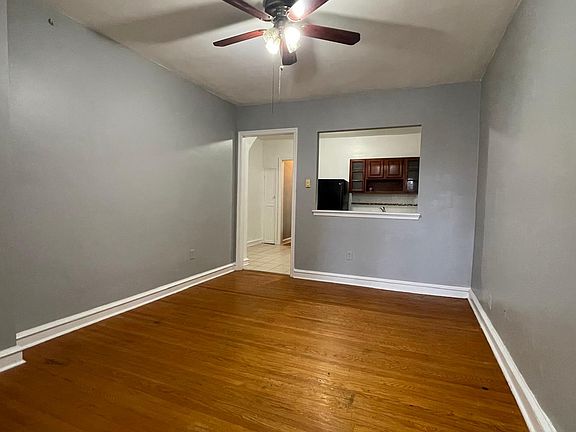 1 FL STUDIO $875/mo