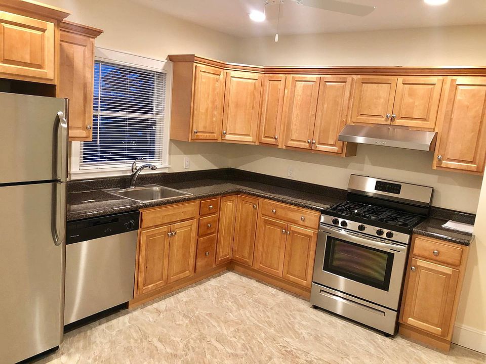 1st image of 41 Woodside Ave #2