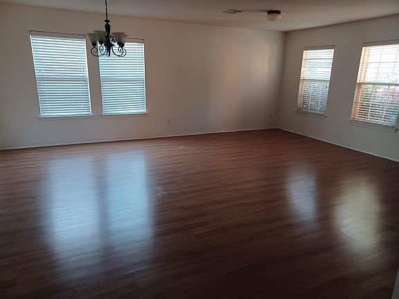 entrance/living room