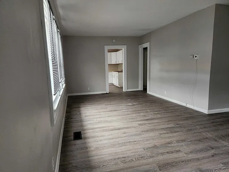 3469 Graceland Ave — Photo 4