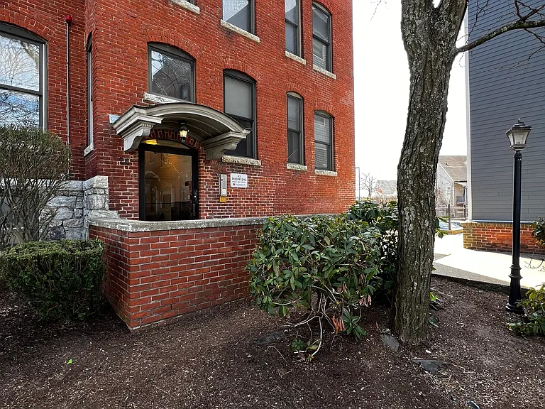 22 & 26 Vernon Street — Photo 4